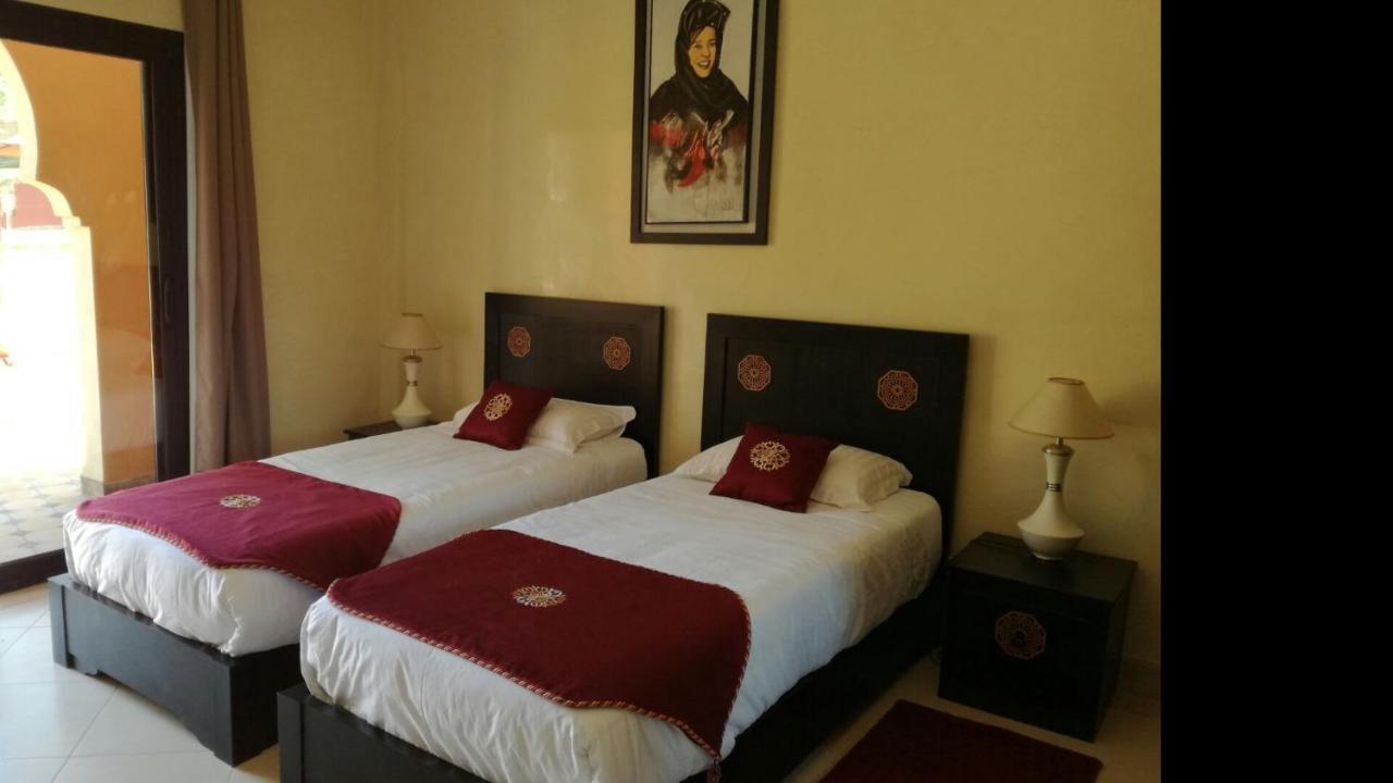 رياد Asmaa Agadir *